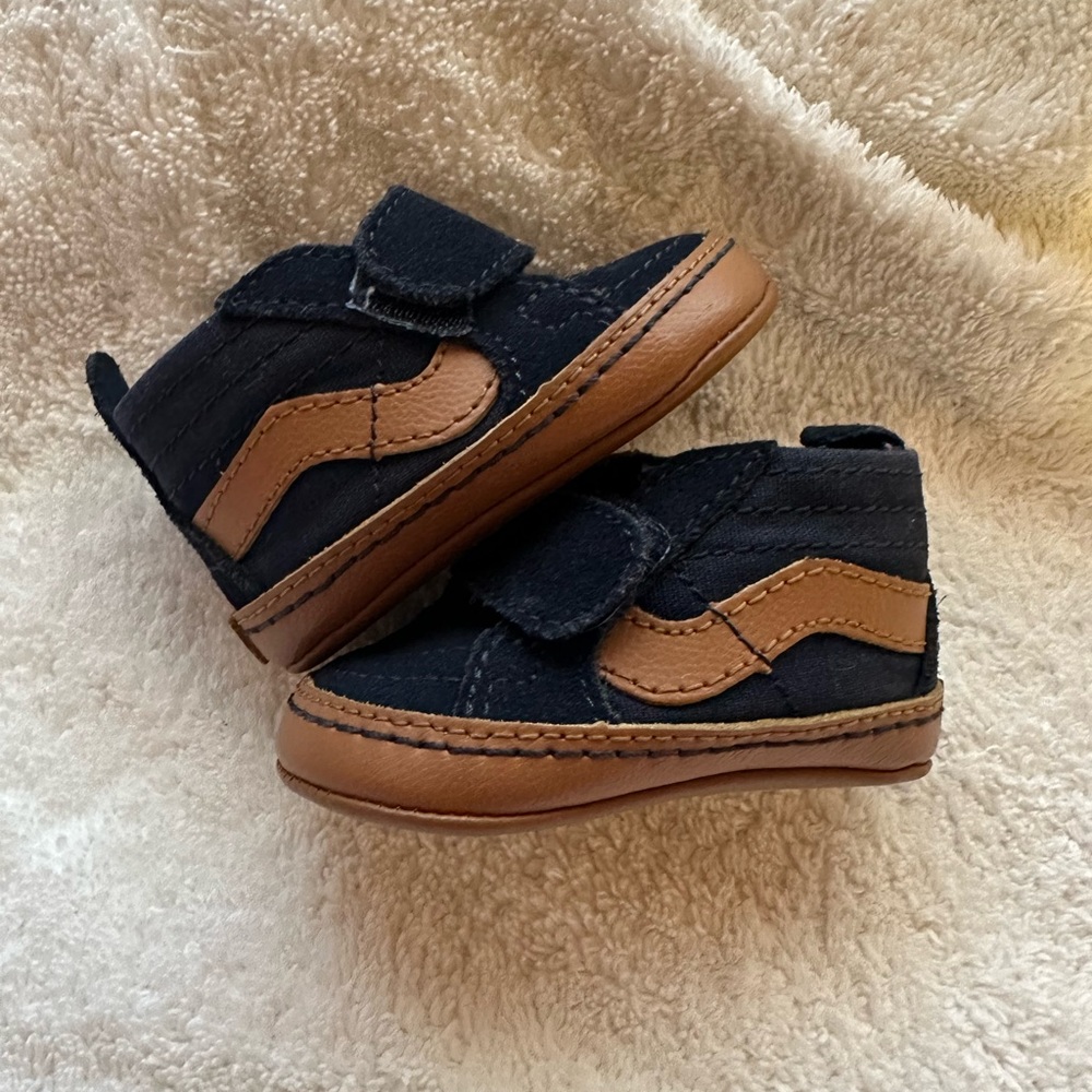 Vans Kids Sneakers - Black and Brown
